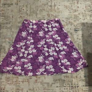 Liz Claiborne, purple, white flowers size 12